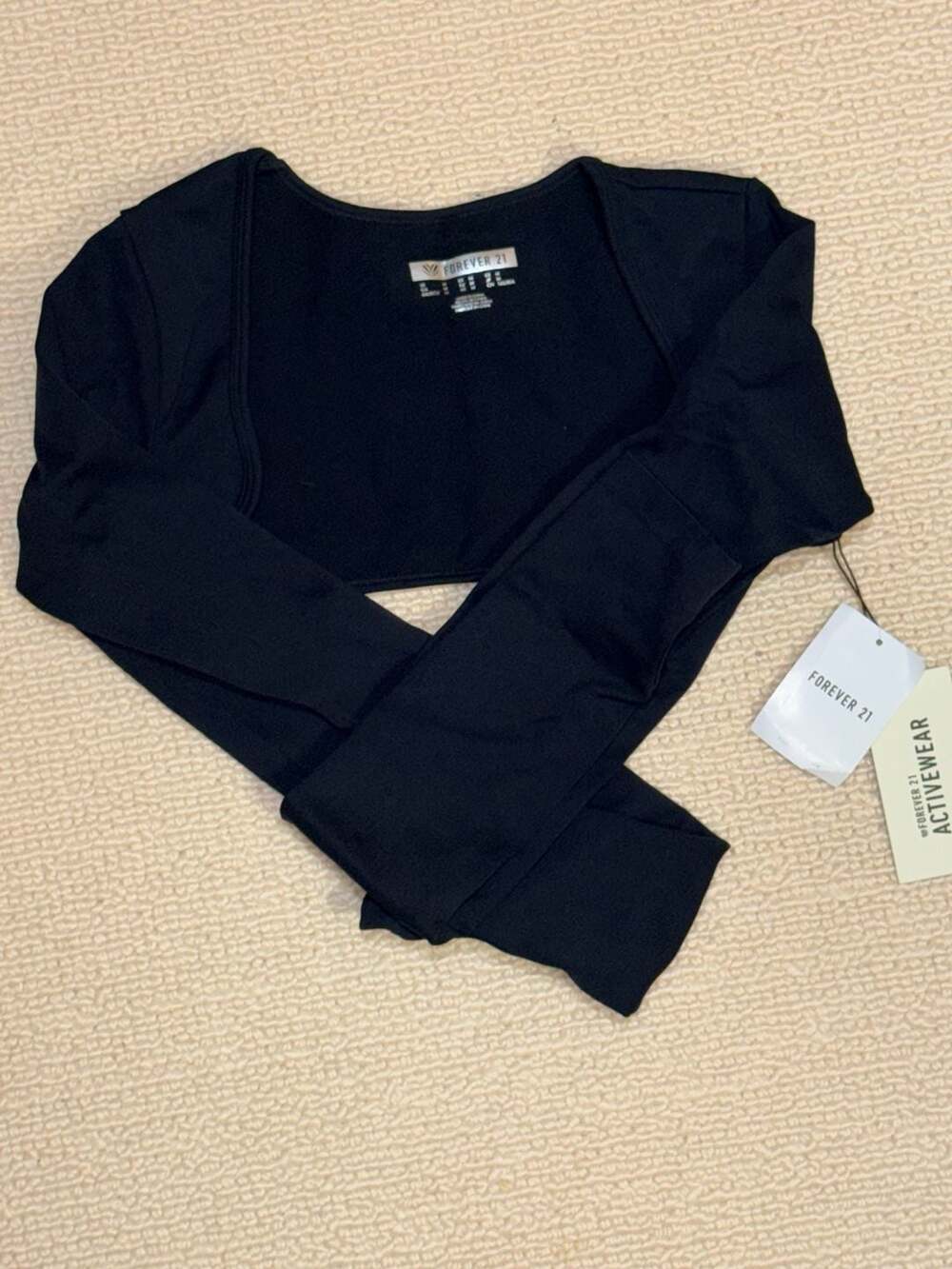 Forever 21 Activewear Crop Top Size L Black Long Sleeve Shrug New